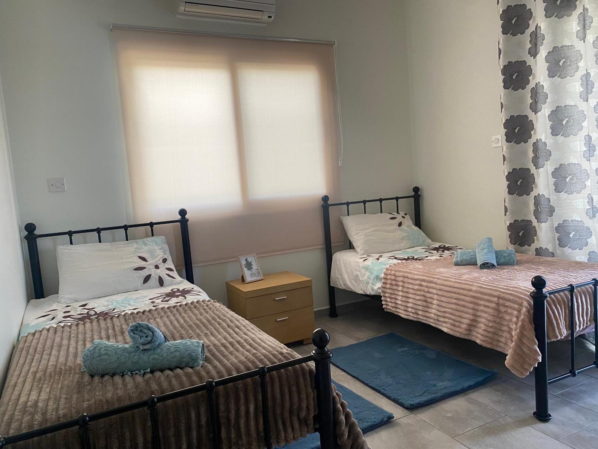 Beautiful Apartment Near The Sea And A Large Private Garden Paphos Exteriér fotografie