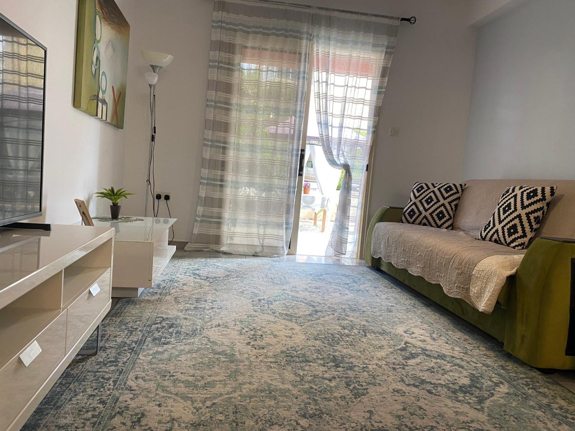Beautiful Apartment Near The Sea And A Large Private Garden Paphos Exteriér fotografie