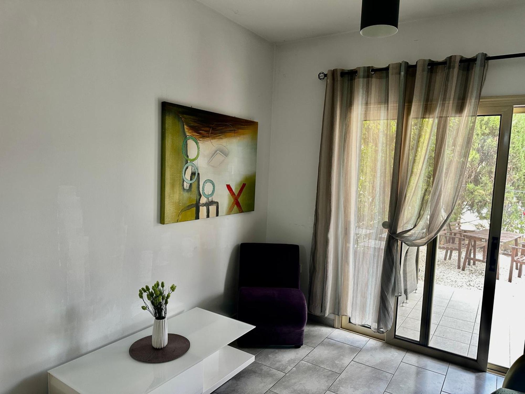 Beautiful Apartment Near The Sea And A Large Private Garden Paphos Exteriér fotografie